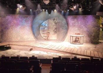 [리뷰] 짙은 여운과 위로를 전하는 뮤지컬 ‘라흐 헤스트’