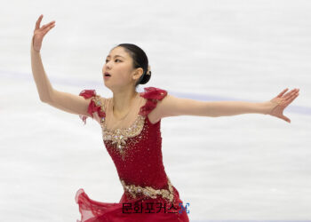 [현장스케치] 자유롭지만 우아하게, 윤아선만의 카프리치오소