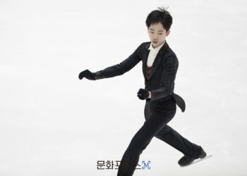 [현장스케치] 연미복의 콜럼버스, 김예성