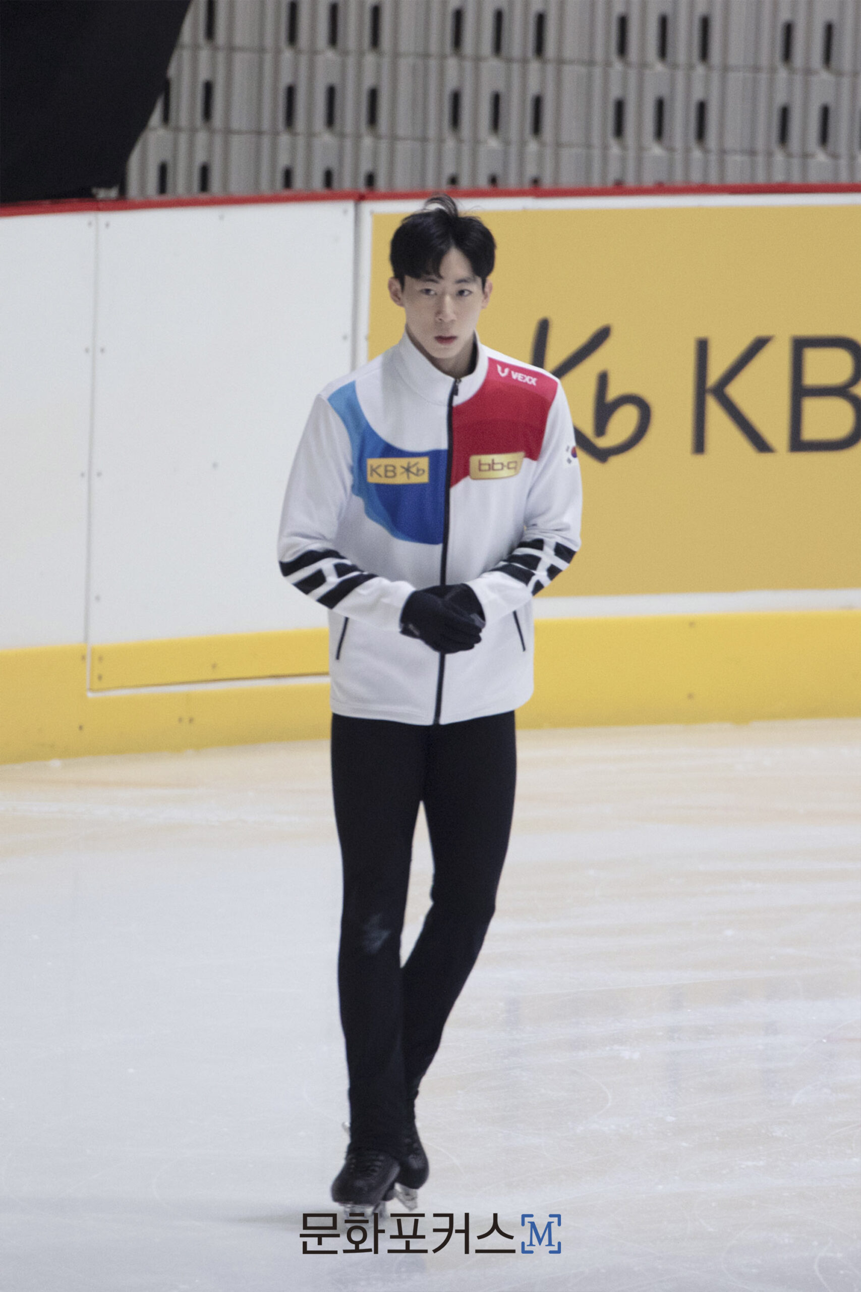 [현장스케치] 두손을 꼭 잡고, 이시형