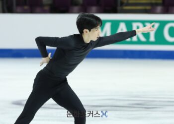 [현장 스케치] 이시형(고려대), 2023 사대륙 피겨스케이팅 선수권 대회 연습 이틀차