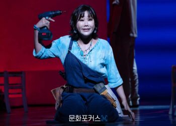 [현장스케치] 신영숙, 총 맞은 것처럼~