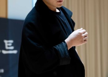 [현장스케치] 박해수, ‘파우스트’를 살피는 중