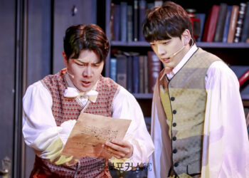 [현장스케치] 이경수-김지웅, 심각한 부자 사이