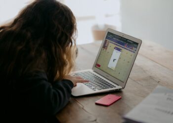 [앙케이트] 어떤 공연을 볼까 고민될 때? 몽포커스 팔로워들의 추천!