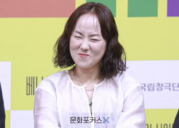 [현장스케치] 김은성 극작가, 진지한 표정