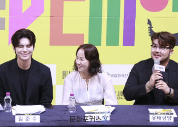 [현장스케치] 김은성 극작가, 진지한 표정