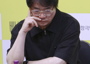 [현장스케치] 김은성 극작가, 진지한 표정