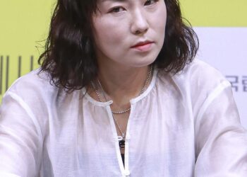 [현장스케치] 김은성 극작가, 진지한 표정