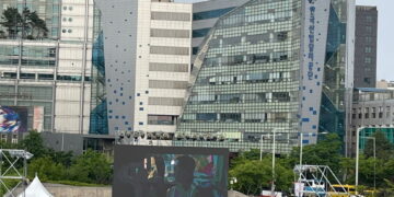 궂은 날씨에도 18만 명 왔다… 쾌적한 실내공간에서 즐거운 DDP 어린이날