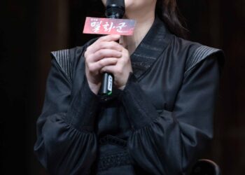 [현장스케치] 안유진, 카리스마 넘치는 연화