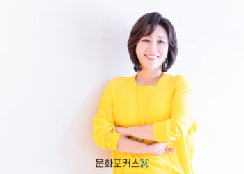 [포토] 배우 신영숙, 단독 콘서트를 위한 만반의 준비