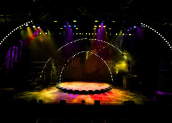 진정한 자신의 삶을 살기 위한 선택, 뮤지컬 ‘후크’ – 6일간의 프리뷰 성료 및 본공연 돌입