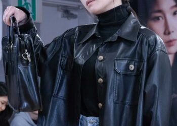 [현장스케치] 최수영, 연극 첫 도전