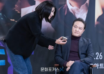 [현장스케치] 최수영, 연극 첫 도전