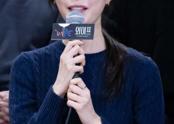 [현장스케치] 최수영, 연극 첫 도전