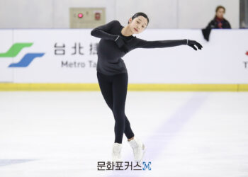 [현장스케치] 신지아, 2024 ISU 피겨스케이팅 주니어 세계선수권대회 프리 스케이팅 연습