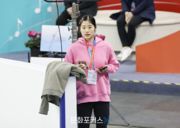 [현장스케치] 김채연, 2024 ISU 피겨 스케이팅 사대륙 선수권 대회 갈라쇼 연습