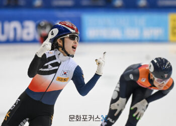 쇼트 김길리-박지원, 월드컵 5차 1,000m 동반 우승
