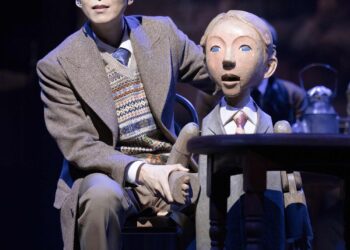 [현장스케치] 강은일, 반짝이는 불빛