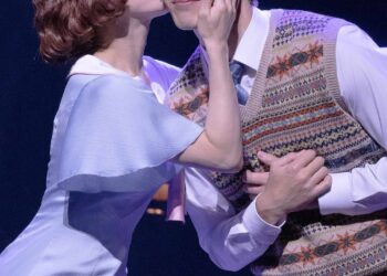 [현장스케치] 강은일, 반짝이는 불빛