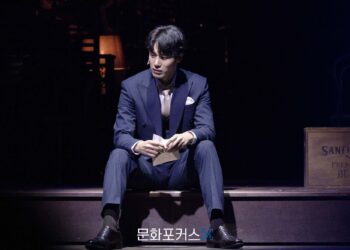 [현장스케치] 강은일, 반짝이는 불빛