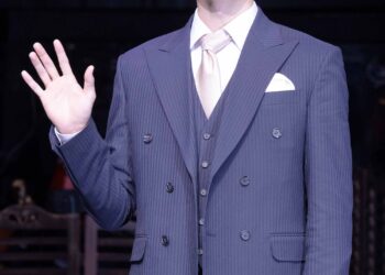 [현장스케치] 강은일, 반짝이는 불빛