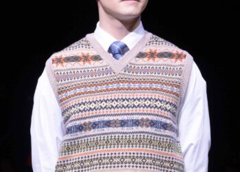 [현장스케치] 강은일, 반짝이는 불빛