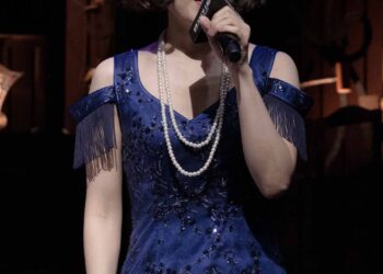 [현장스케치] 강은일, 반짝이는 불빛