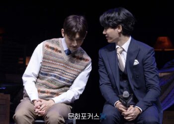 [현장스케치] 강은일, 반짝이는 불빛