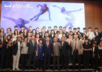 [현장스케치] 2024 빙상인의 밤 단체 사진