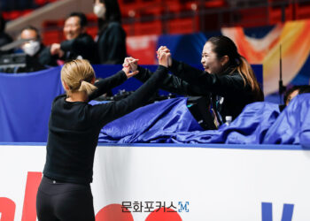 [현장스케치] 사카모토 카오리-미야하라 사코토, ISU 그랑프리 4차 스케이팅 연습