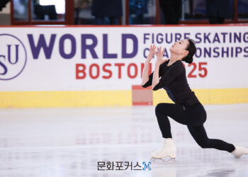 [현장스케치] 김채연, 2025 세계 피겨스케이팅 선수권대회 프리 스케이팅 연습