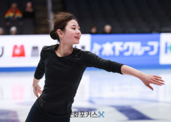 [현장스케치] 윤아선, 2025 세계 피겨스케이팅 선수권대회 1일차 쇼트 프로그램 연습