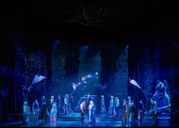 창작 뮤지컬 <베르사유의 장미>,역사적 교훈+웰메이드 ‘추석에 보기 좋은 뮤지컬’