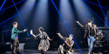 DIMF 3관왕 뮤지컬 <시지프스> 관객 호평 속 순항 중! 탄탄한 서사부터 아름다운 무대까지…관객 호평 속 순항 중!