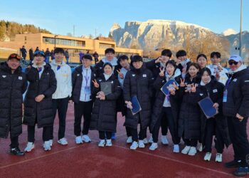 정희단·임리원 맹활약… 한국, 주니어 스피드 월드컵 3차 대회서 메달 8개 수확