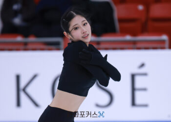 [현장스케치] 이해인, 2025 ISU 피겨 스케이팅 그랑프리 시리즈 스케이트 아메리카 프리 스케이팅 공식연습