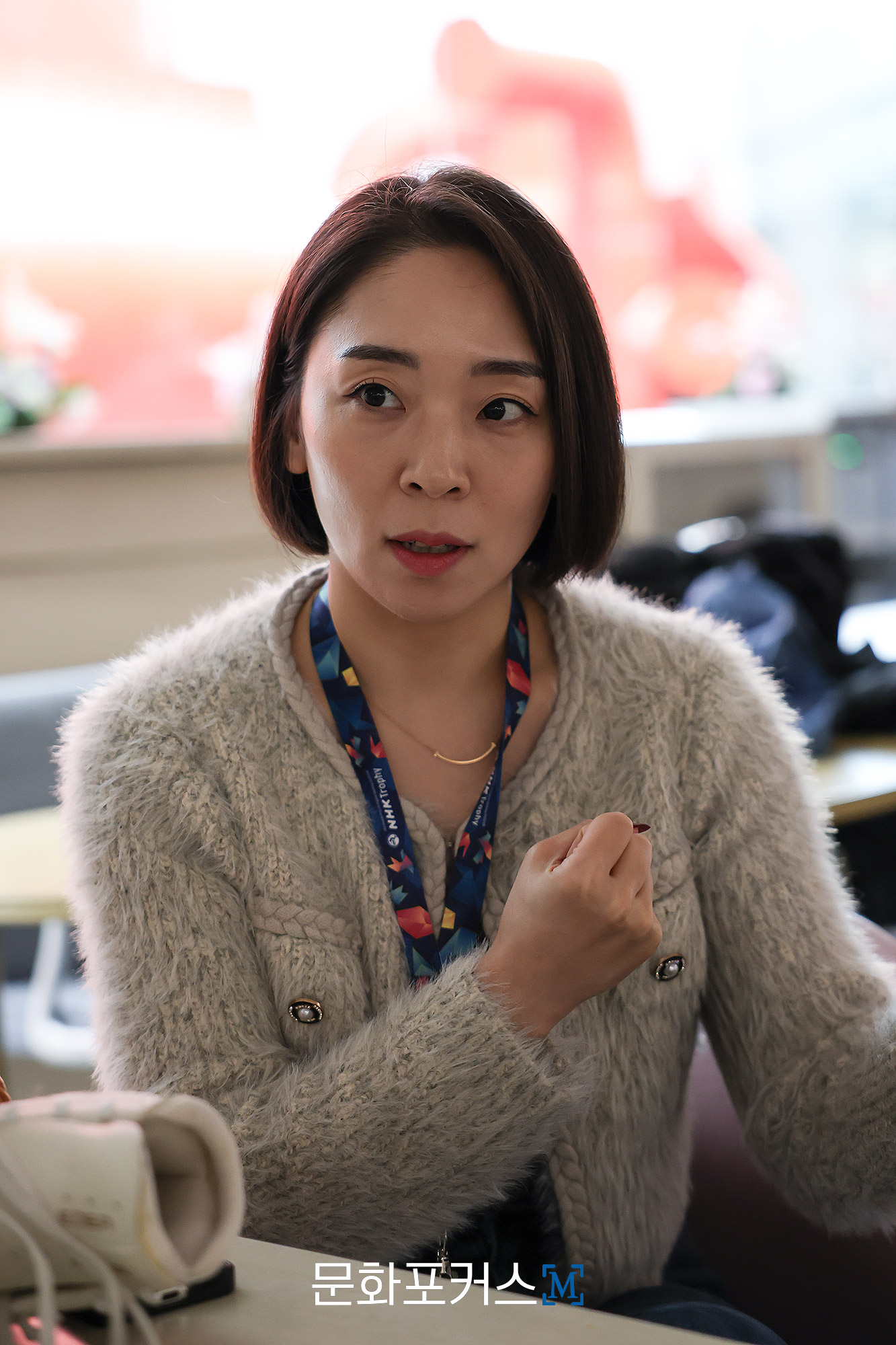 최지은 코치가 인터뷰에 응하고 있다 | 사진 = 김현진 기자