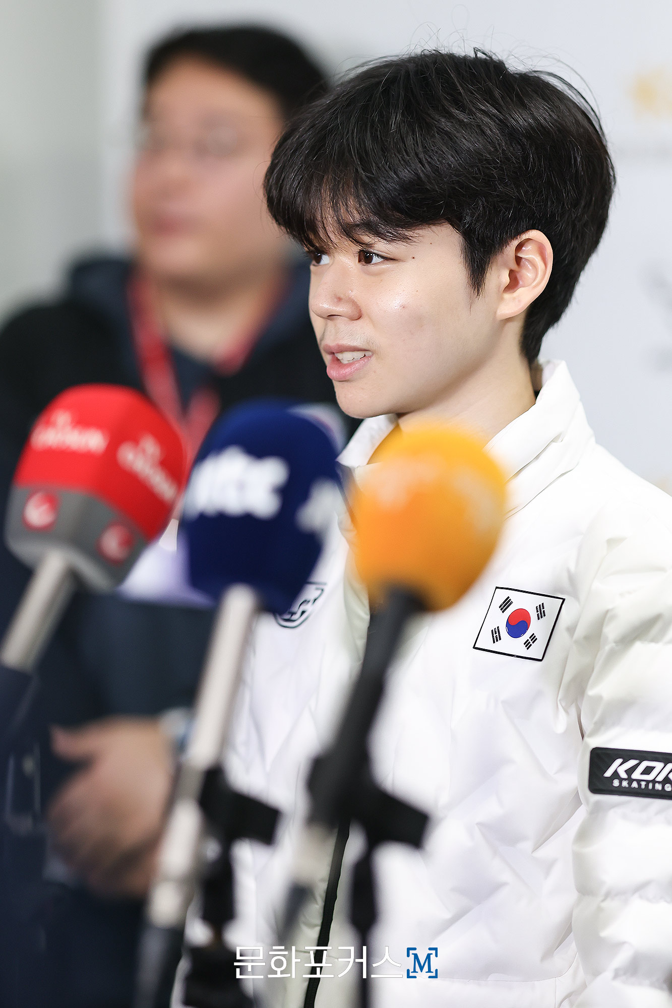 2025 전국남녀 피겨스케이팅 회장배 랭킹대회에서 3위에 입상한 서민규(경신고)가 인터뷰에 응하고 있다 | 사진= 김현진 기자