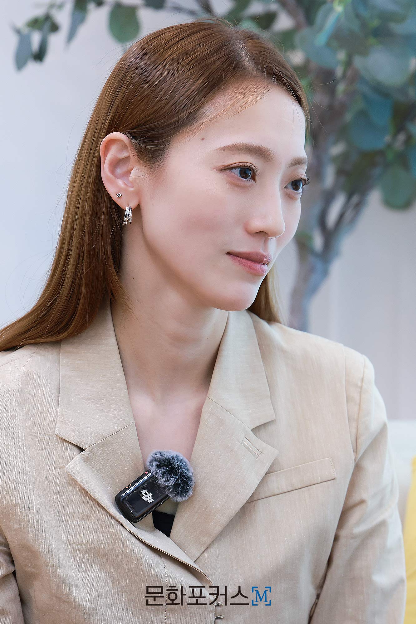 인터뷰 질문에 답하고 있는 신예지 | 사진 = 박지민