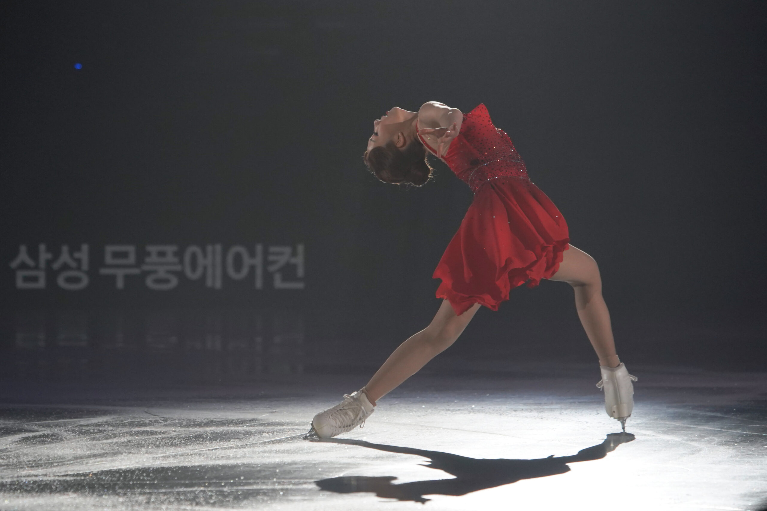 올댓아이스쇼에서 연기를 선보이는 김예림 | 사진 제공 = 올댓스포츠