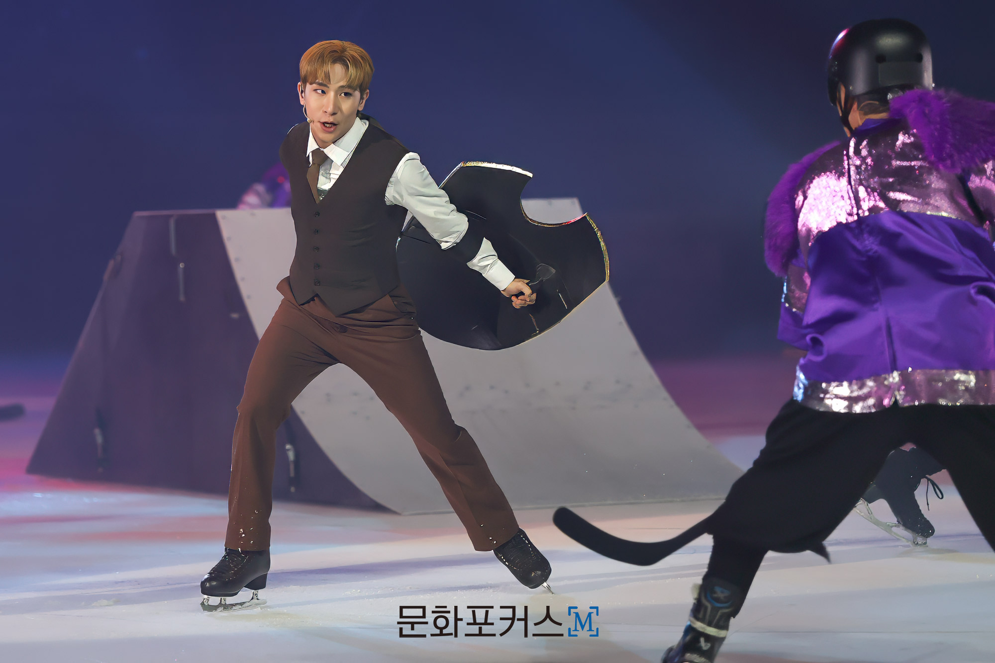 '유진호' 역의 '신석수'가 '나 혼자만 레벨업 on ICE'에 출연해 연기를 선보이고 있다. | 사진 = 김현진 기자